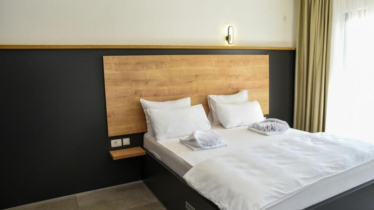 Apartments Montenegro Hills Улцин Екстериор снимка