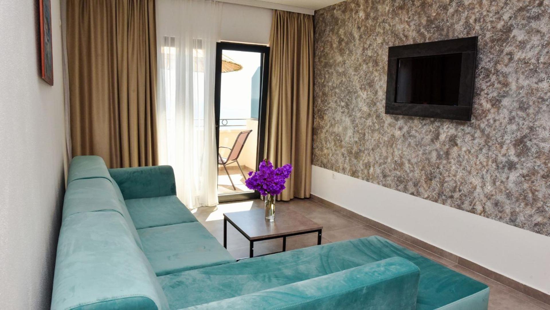 Apartments Montenegro Hills Улцин Екстериор снимка