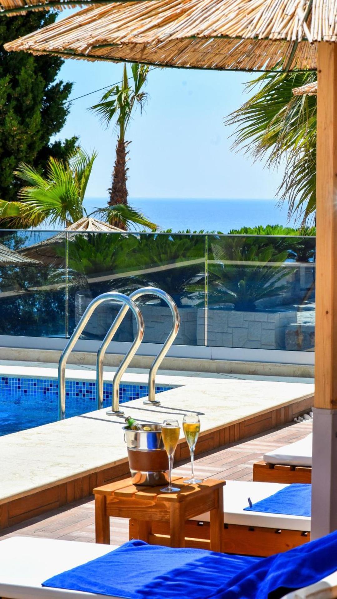 Apartments Montenegro Hills Улцин Екстериор снимка